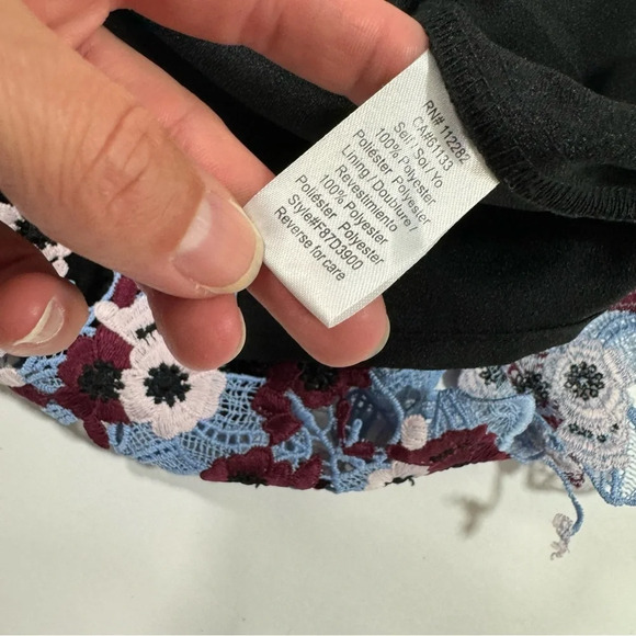 Adelyn Rae Harlow Lace Sheath Dress Blue And Wine - Picture 4 of 8